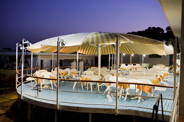 Cost of Commercial Deck Repair in Orange