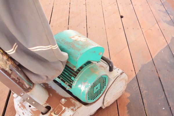 Cost of Cedar Deck Sanding in Orange